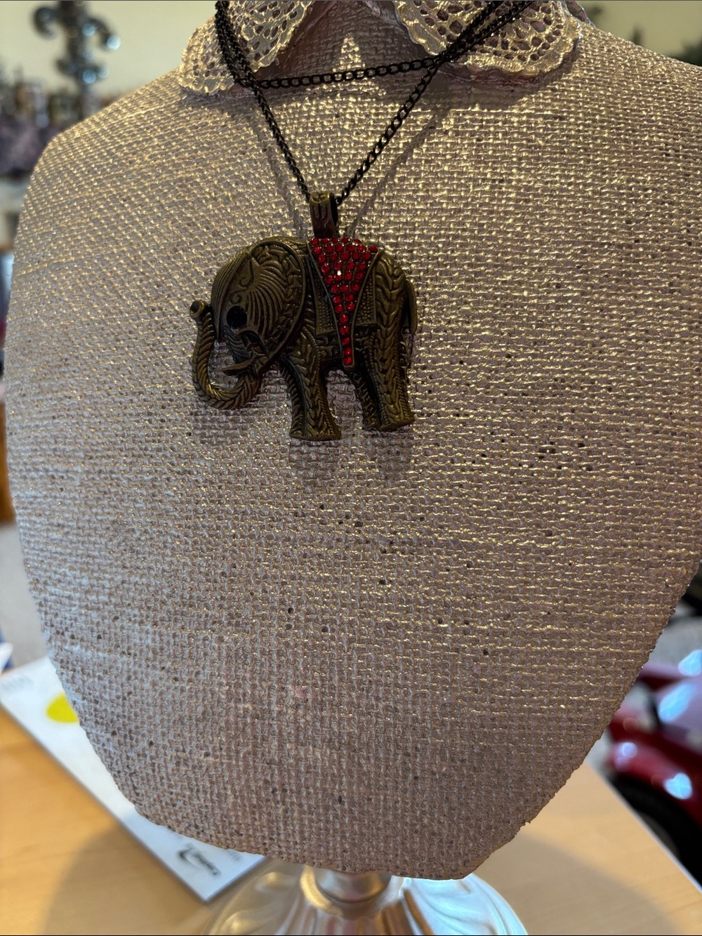Elephant Pendant Necklace with Red Accent – Unbranded